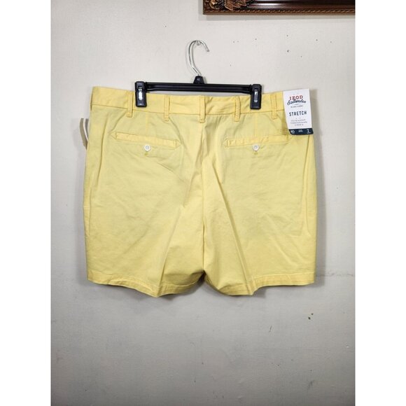 Izod Saltwater Mens Size 40 Yellow Stretch flat front relaxed Shorts NWT --24 - Picture 2 of 7